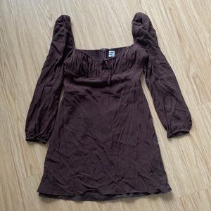 Aritzia Sunday Best Delilah Longsleeve Dress